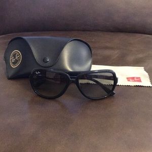 Reposh - super cute Rayban sunglasses
